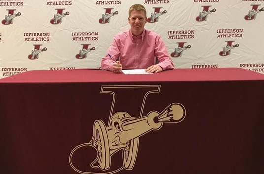 Wesley Corr signs with Jefferson Men's Basketball