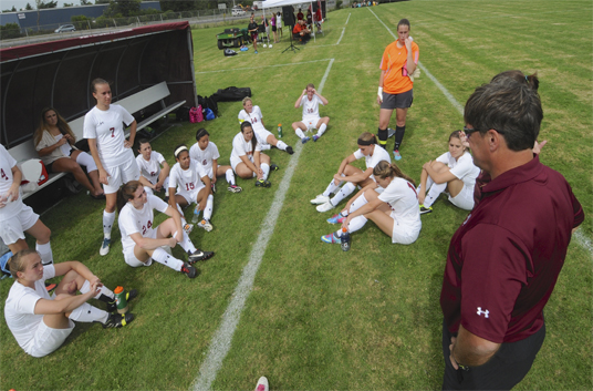 Lady Cannoneers Drop Nail Biter 1-0 to the Lady Hornets