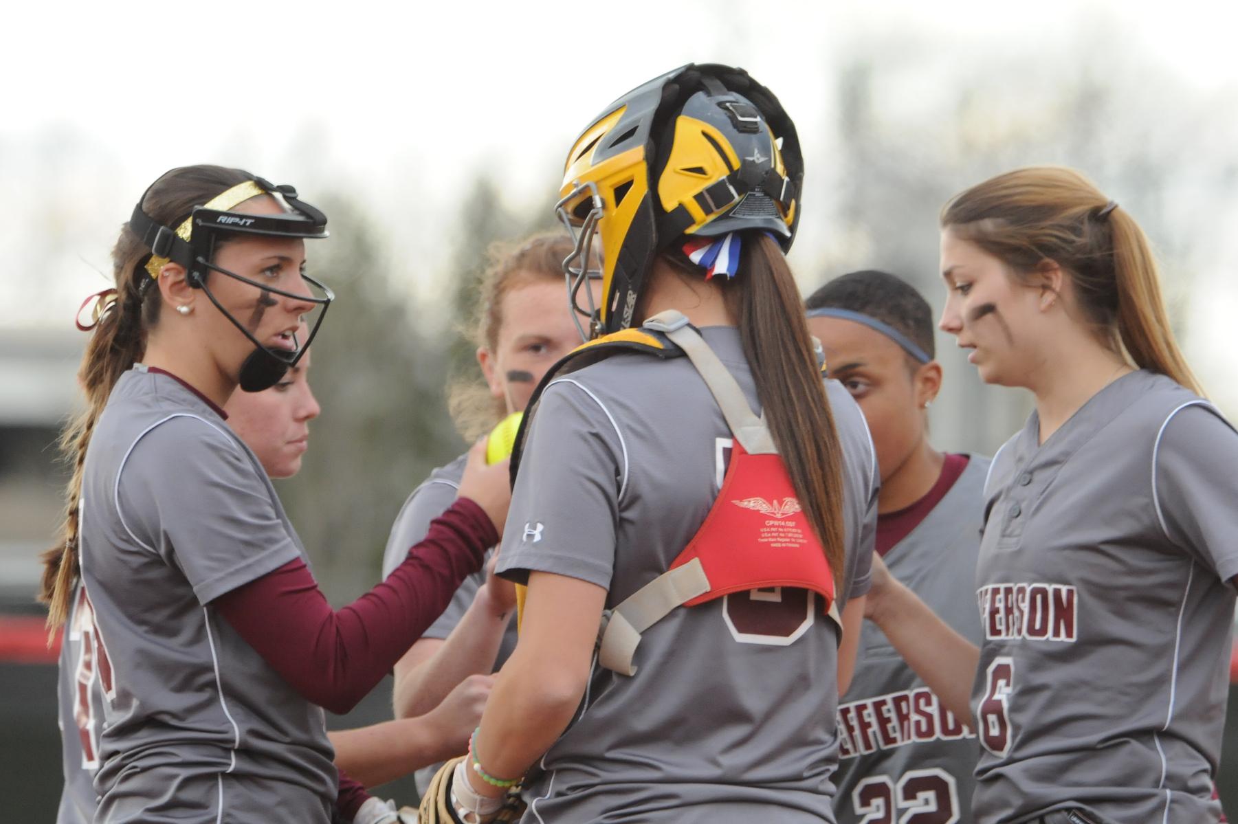The Lady Cannoneers Split with Columbia-Greene