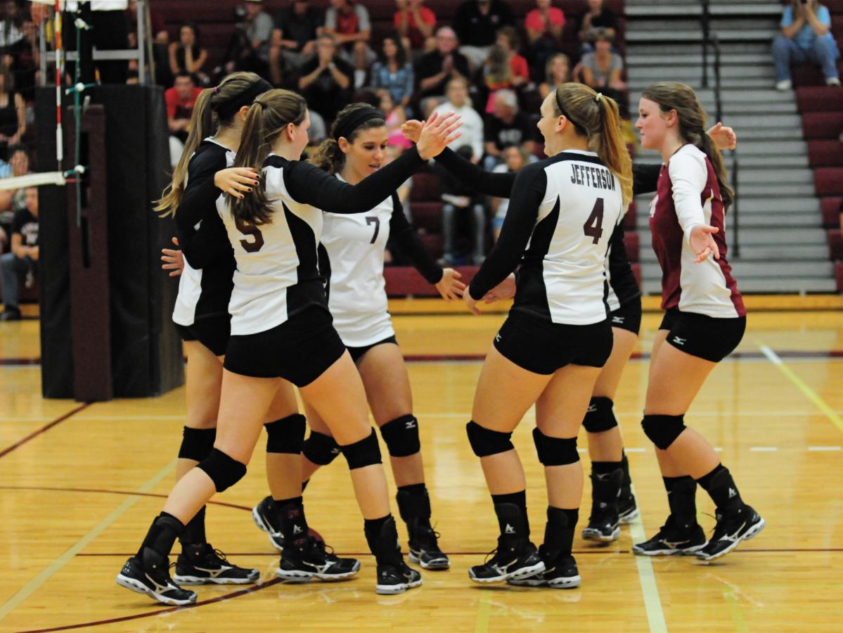 Jefferson Volleyball to Play in Regionals